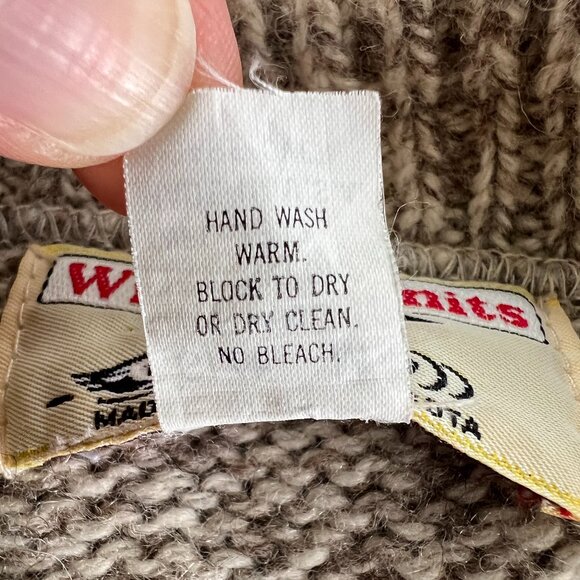 Vintage Women’s Winona Knits Striped Shawl Collar Sweater - Size M - Picture 5 of 6